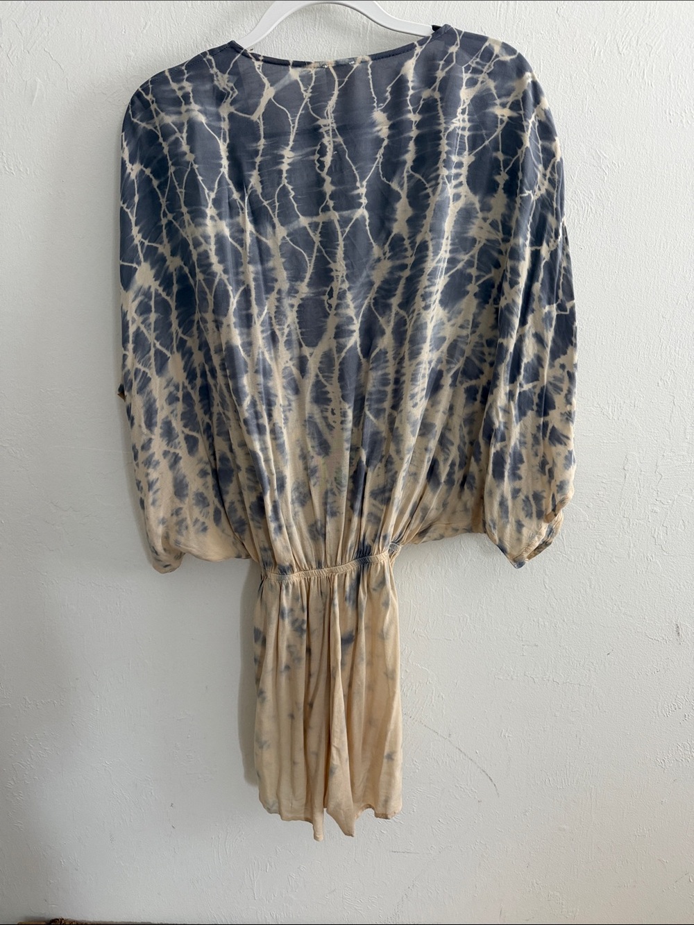 Surf Gypsy M Tie-Front Tie-Dye Kimono Romper in Blue and Cream - Picture 3 of 5